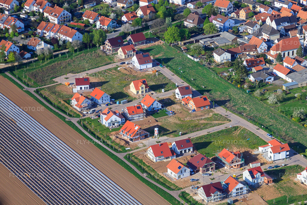 Luftbild: Neubaugebiet Unteres Rappenfeld im Ortsteil Mörlheim in Landau im Bundesland Rheinland-Pfalz in Deutschland. Foto: IMG_39417.jpg vom 09.04.2011 durch Werner Riehm/FLY-FOTO.de