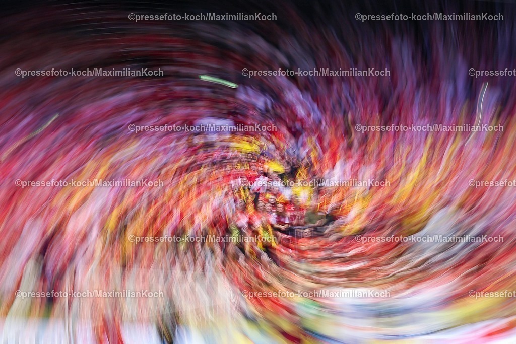 EHF18012601023 | 18.01.2026, Handball, Men's EHF EURO 2026, Portugal - Nordmazedonien, Jyske Bank Boxen in Herning, Dänemark, Preliminary Round: Dynamic Feature of the full Grandstand with spectators