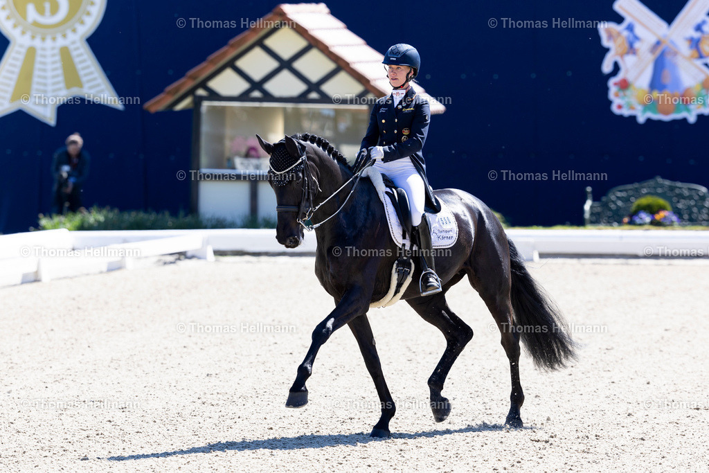 TH_550-For Future W FRH-Averkorn_ Claire-Louise_28010 | Horses &amp; Dreams 2025 am 27.04.25 in Hagen a.T.W., Thomas Hellmann, 550For Future W FRHAverkorn, Claire-Louise