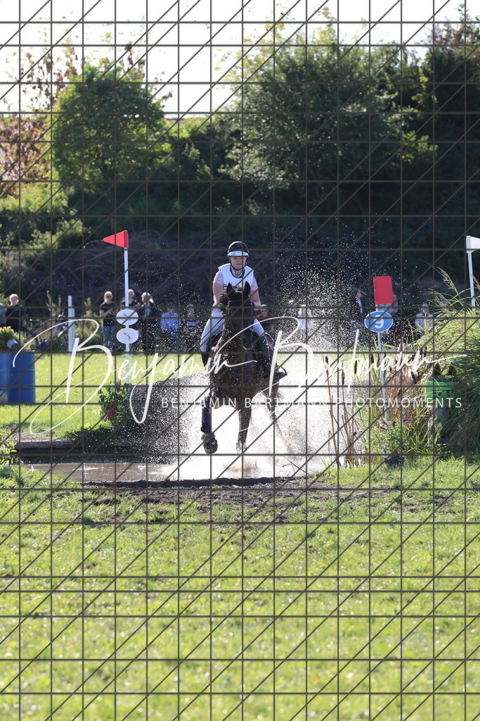 AZ2A1313 | Benjamin Bartmann Photomoments