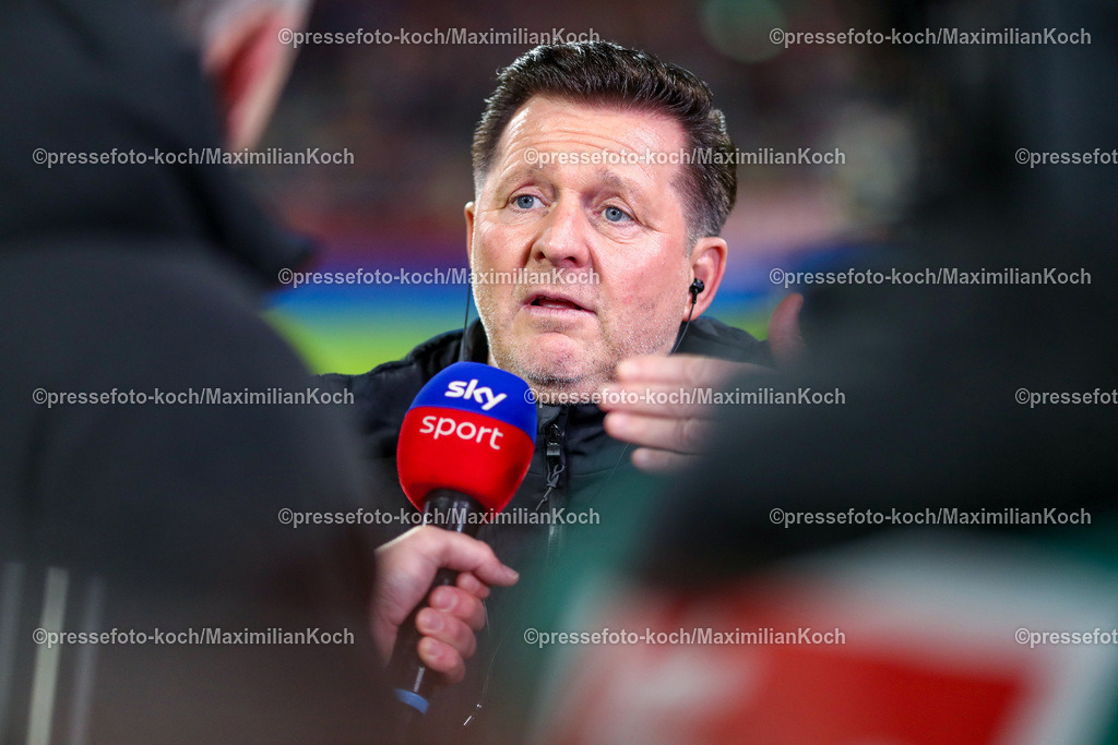 Due20122401006 | 20.12.2024, Fußball, Fortuna Düsseldorf - 1. FC Magdeburg, 2. Bundesliga, Merkur Spiel-Arena, Saison 2024 2025: Trainer Christian Titz (Cheftrainer 1.FC Magdeburg)DFB regulations prohibit any use of photographs as image sequences and or quasi-video.