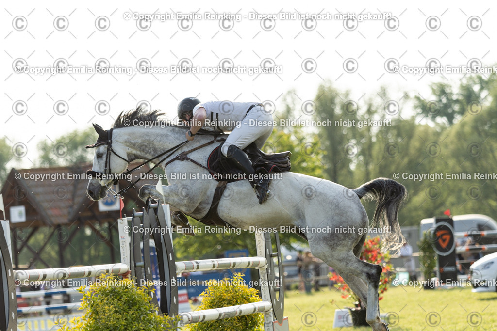 CL5A1067 | Emilia Reinking Fotografie - Realisiert mit Pictrs.com