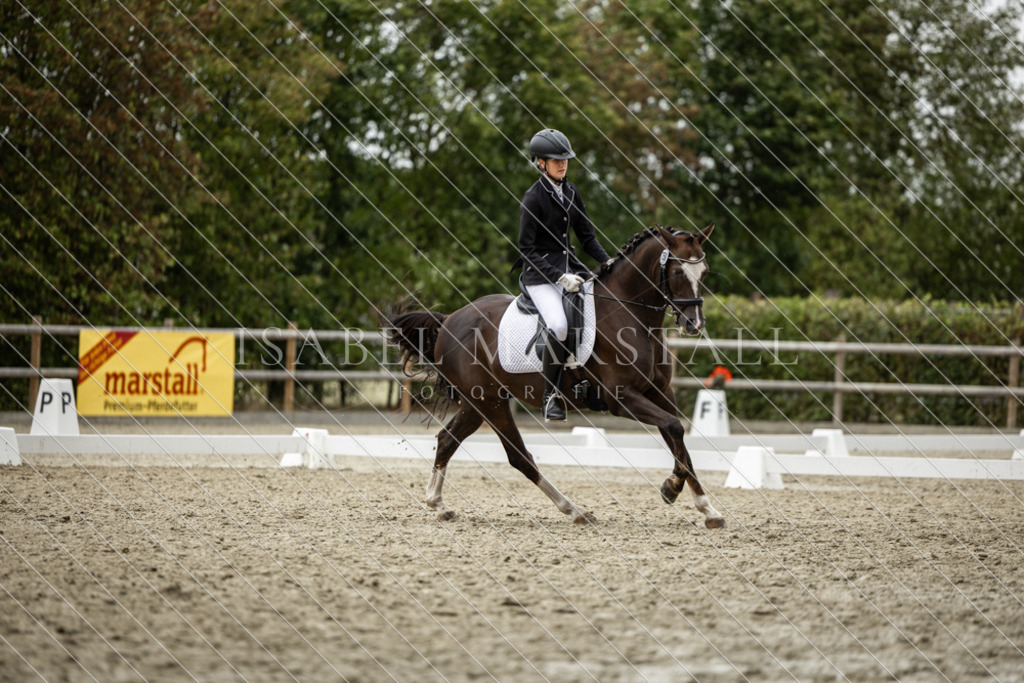 DK5A8933 | Isabel Marstall Fotografie - Realisiert mit Pictrs.com