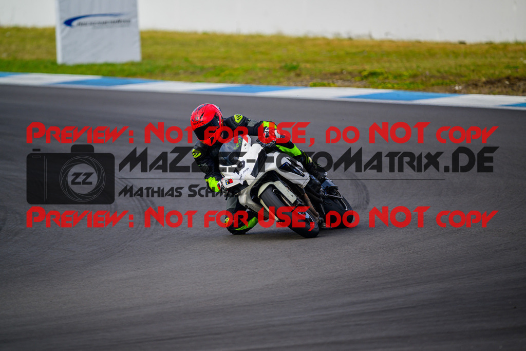 MaZZes_Fotomatrix_20250421_6007705_1700 | ROT