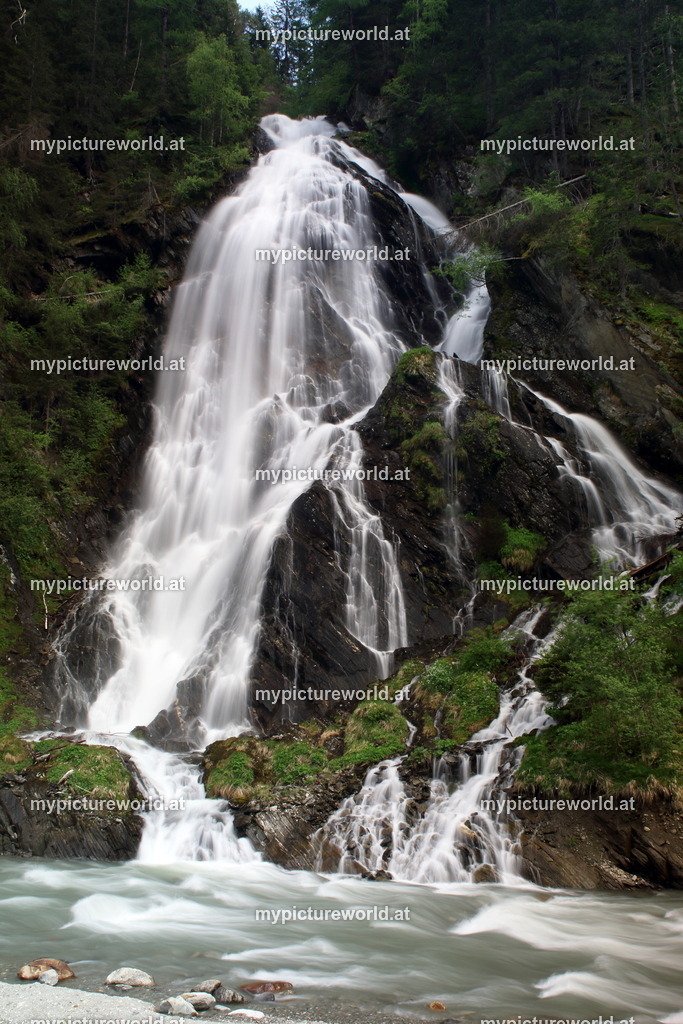 Staniskabach-Wasserfall-001 | Das Bilderarchiv über Tiere, Planzen und Landschaften. In der Bilddatenbank finden Sie ein große Auswahl an hochwertigen Bilder für Ihre Werbung - Realisiert mit Pictrs.com