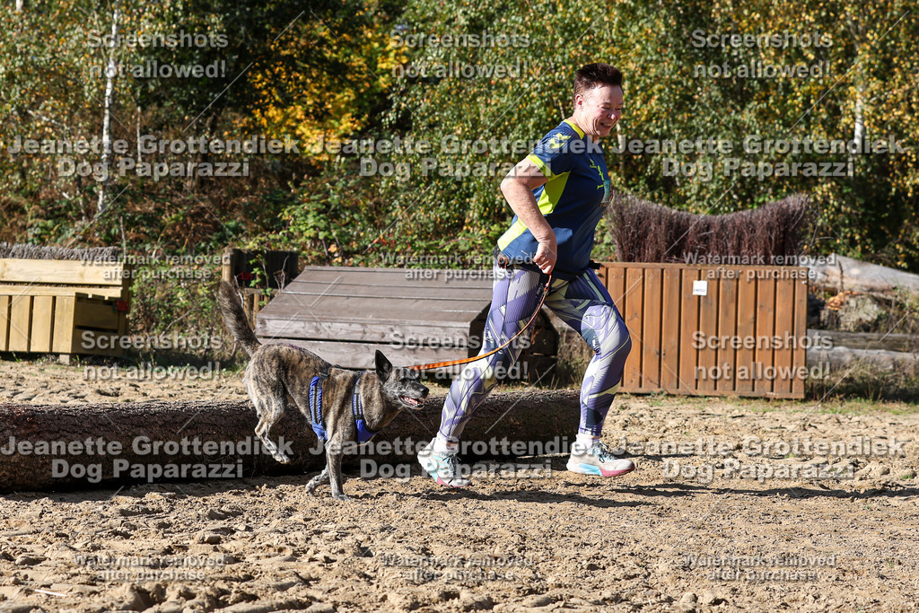 Dog Paparazzi - Strongdog 10-25-4828 | Dog Paparazzi Jeanette Grottendiek Fotografie & Videografie - Realisiert mit Pictrs.com