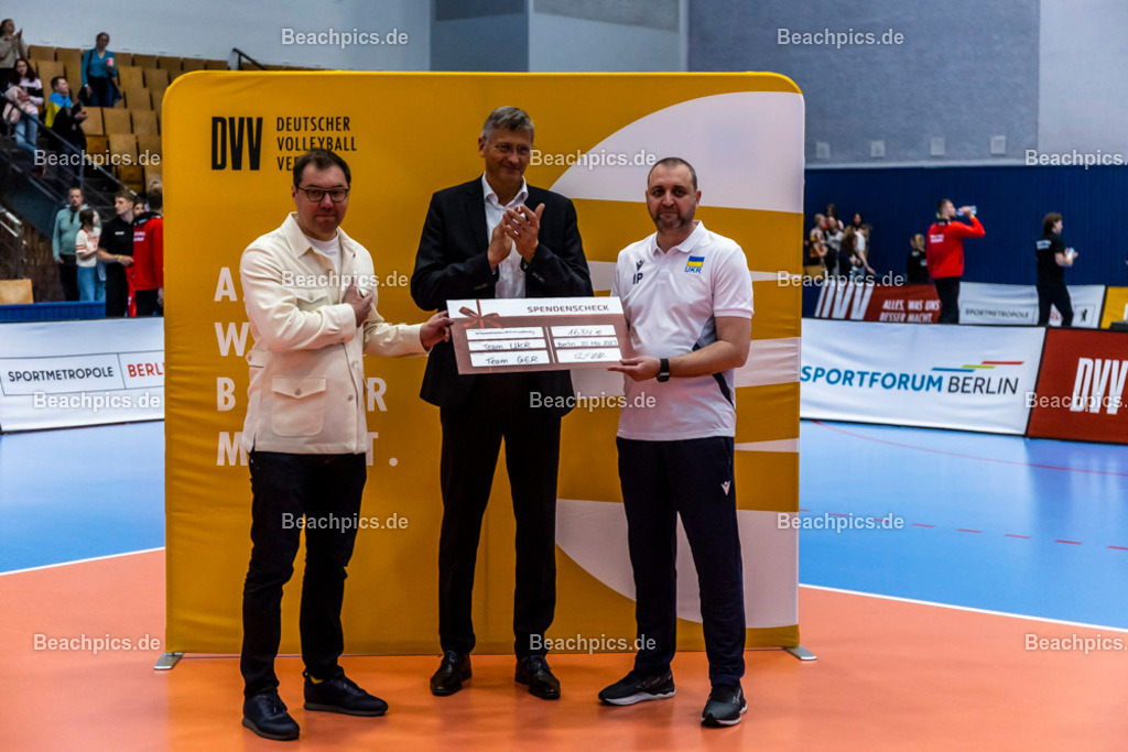 2023-00071030-Freundschaftsspiel-Deutschland-Ukraine |  20.05.2023; Berlin Foto: Gerold Rebsch - www.beachpics.de
