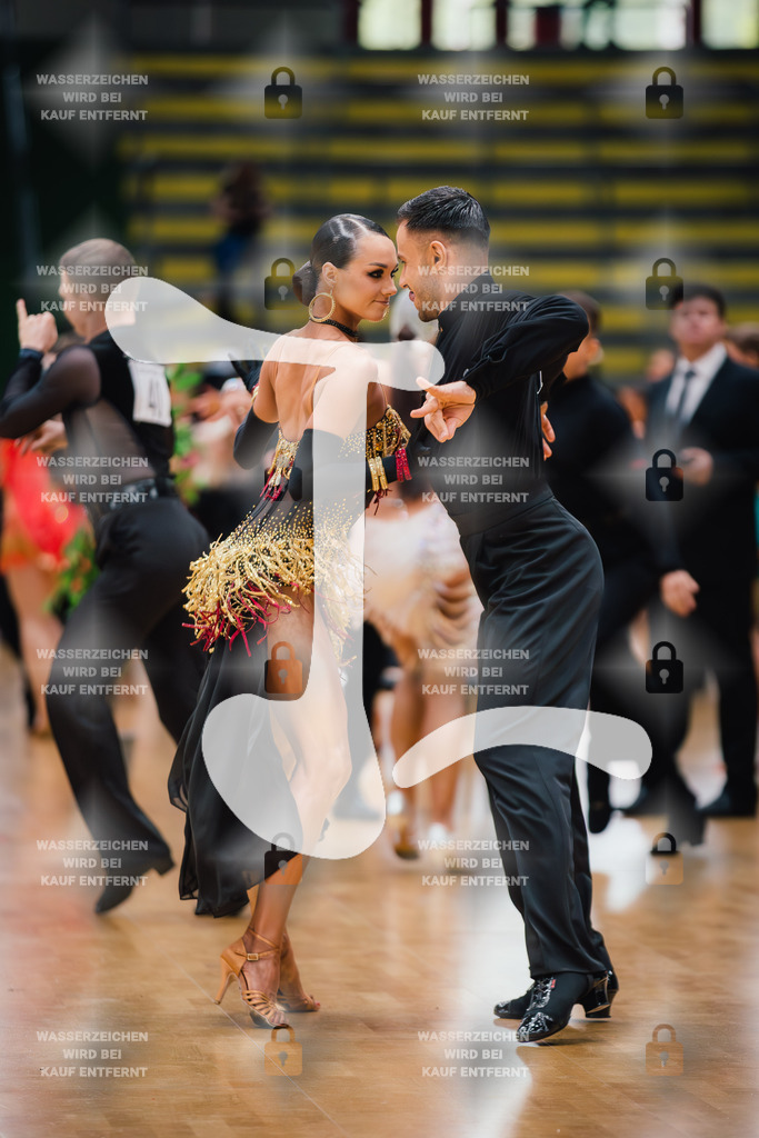 Hessen Tanzt WDSF International Open Latin 9th (12) Philip Andraus _ Ekaterina Tsvetkov (TTC Fortis Nova Maintal)-2025-05-18-3287 | Webshop for digital downloads and prints of dance sport, event & show photographer Julian Link - Realisiert mit Pictrs.com