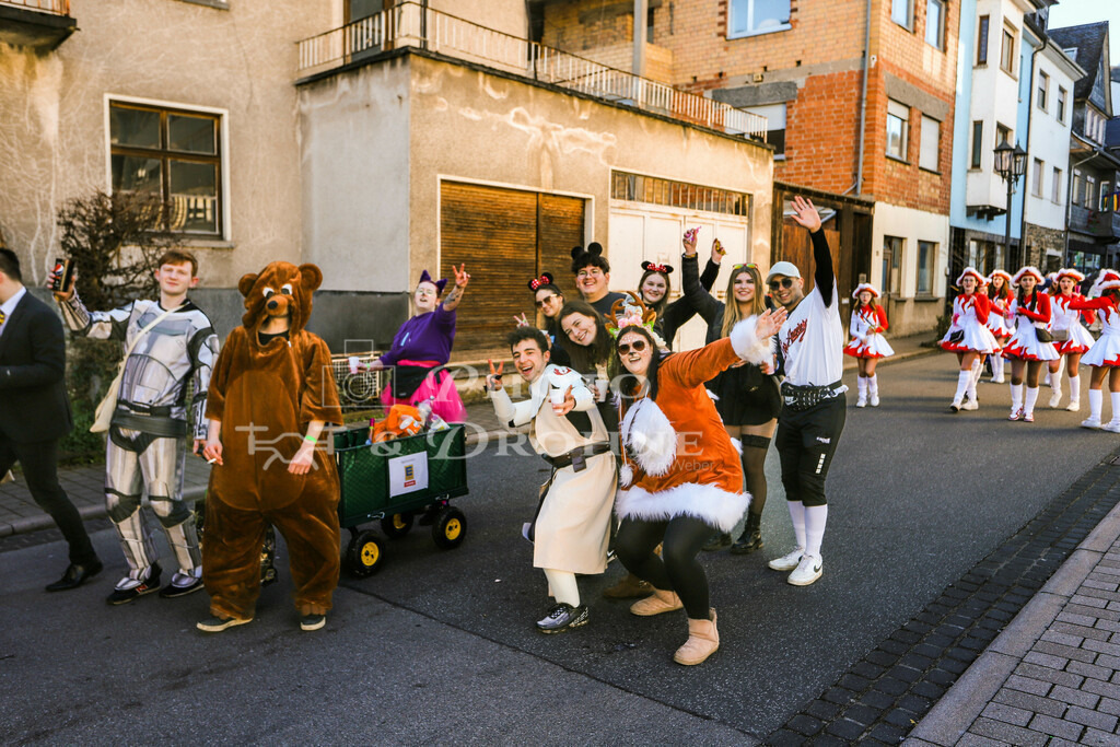 Fastnacht 2023-2070 | Erleben Sie den Zauber des Mittelrheins und entdecken Sie die atemberaubende Auswahl an Fotos und Bildern bei Rheinfotos. Wir bieten eine vielfältige Auswahl an Produkten wie Poster, Karten, Sticker, Textilien und Geschenkartikeln und Fototouren. - Realisiert mit Pictrs.com