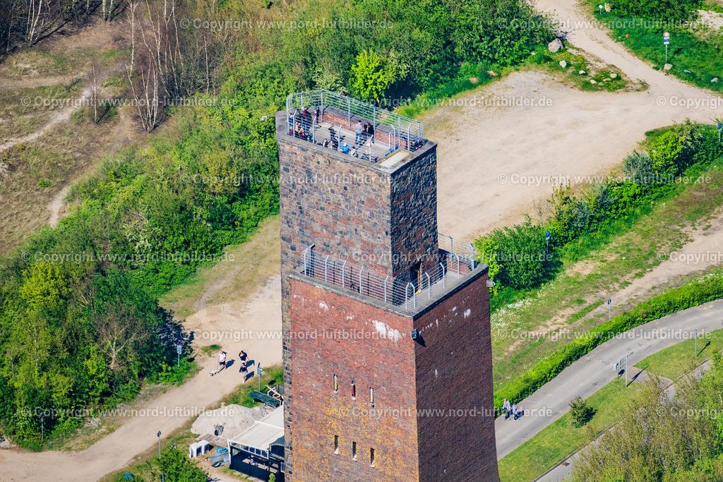 Laboe_Marineehrenmal_ELS_0443010524 | LABOE 01.05.2024 Marine- Ehrenmal des " DMB Deutscher Marinebund " als Wahrzeichen der Kieler Förde in Laboe im Bundesland Schleswig-Holstein, Deutschland. // Naval memorial of the "DMB Deutscher Marinebund" as a landmark of the Kieler Foerde in Laboe in the state Schleswig-Holstein, Germany. Foto: Martin Elsen