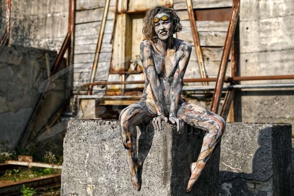 Bodypainting-RUSTLADY_9932b | #001 | Modell: Caro | Foto: Tschiponnique Skupin - Realisiert mit Pictrs.com