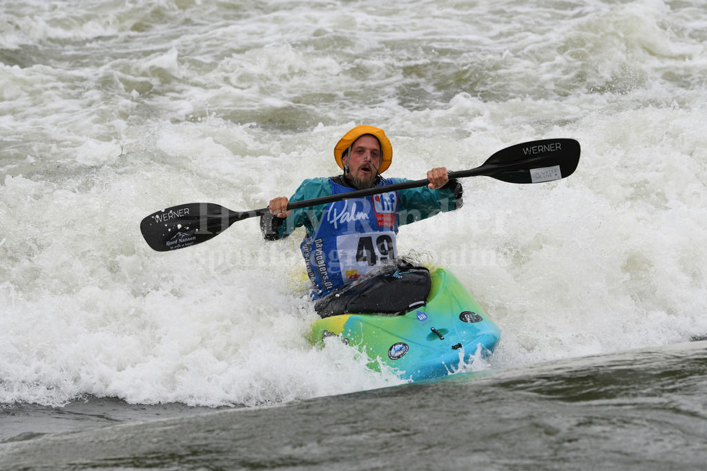 ICF CANOE FREESTYLE WORLD CUP 1 / PLATTLING | 2024 ICF CANOE FREESTYLE WORLD CUP 1 / PLATTLINGMen's Kayak Surface Final Bartosz CZAUDERNA (Poland) #49 - Realisiert mit Pictrs.com