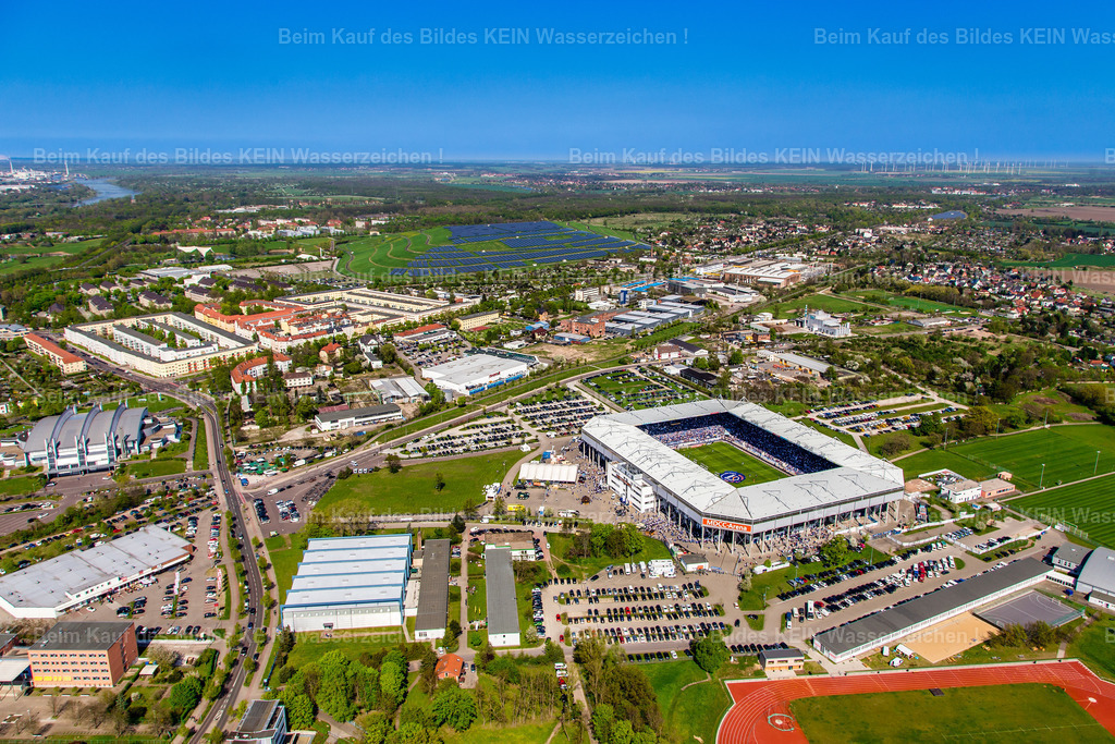 Magdeburg Brückfeld MDCC Arena blau-8834 | MDCC Arena Spielstätte des 1. FCM Magdeburg auch Krügelstadion genannt - Realisiert mit Pictrs.com