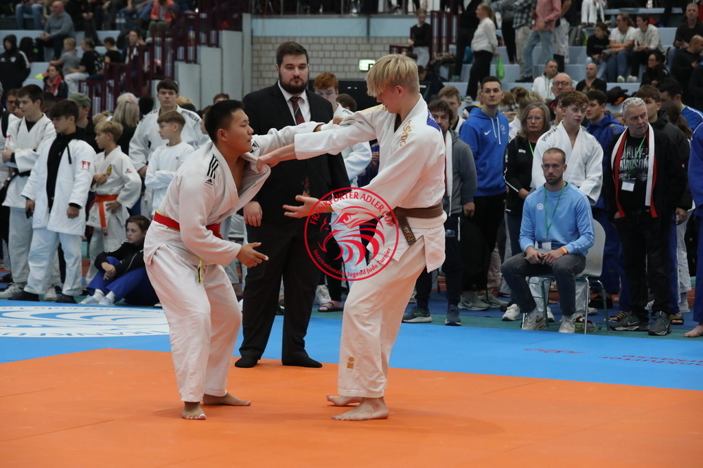 1J7A3123 | Fotos vom Adler Cup - Pictures from Adler Cup

Hier findet Ihr alle Eindrücke und großen Momente der Adler Cup Wochenenden. Here you will find all impressions and great moments of the Adler Cup weekends. - Realisiert mit Pictrs.com