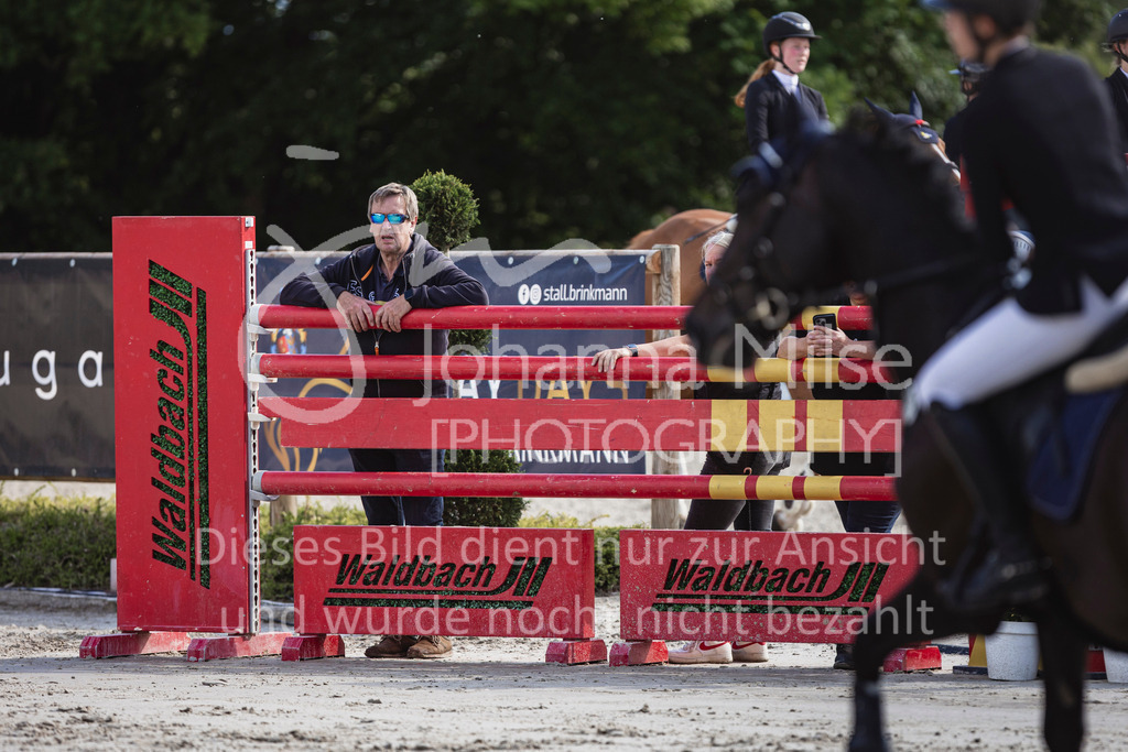 250530_MayDays_L-Spr-426 | Deine schönsten Turniermomente als professionelle Fotos! Entdecke hochwertige Pferdesport-Fotografie im Online-Shop. Jetzt Fotos finden & bestellen!