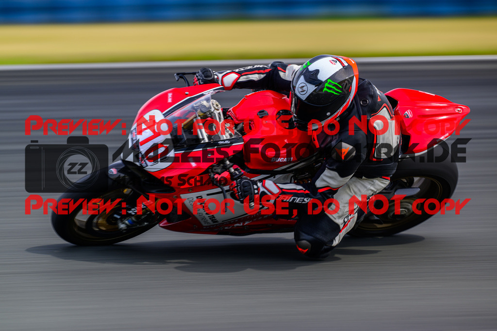 MaZZes_FotoMatrix_240725_6007705_1591 | ROT