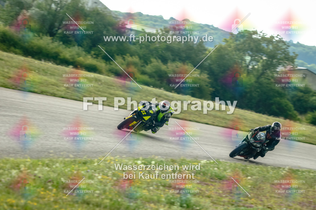 Chambley Juli-3381 | Hier findet Ihr Bilder von Touristenfahrten auf der Nürburgring Nordschleife oder von anderen Veranstaltungen die ich besucht habe. Viel Spass beim Durch Schauen 