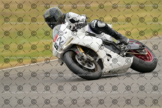 25bt05-1379 | markuskiefer.com - Realisiert mit Pictrs.com