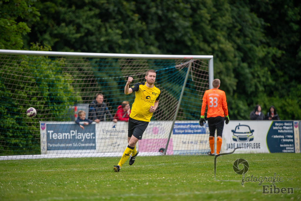 1. FC Ohmstede-SVE Wiefelstede | Herren Kreispokalfinale Jade-Weser-Hunte; 1.FC Ohmestede (gelb) - SVE Wiefelstede (weiß) am 16.06.2024; in Obenstrohe (Plaggenkrugstraße), Photo: Philip Eiben 2024 - Realisiert mit Pictrs.com