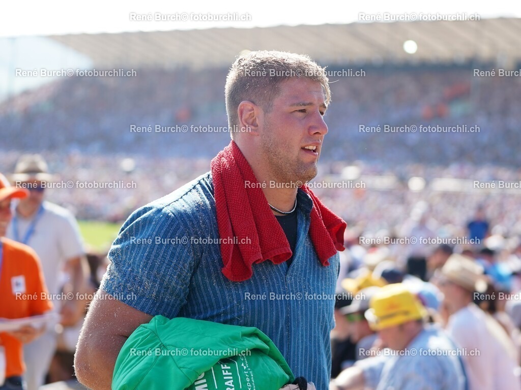 163 | René Burch leidenschaftlicher Fotograf aus Kerns in Obwalden.  Hier finden sie Sport, Landschaft und Natur Fotografie.
 - Realisiert mit Pictrs.com