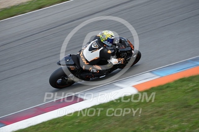 2024_07_19_PBK_14064 | Sportfotografie; SlowMotion; Video; Rennstrecke; Hafeneger; Speer; Racing; RSE; BMW; CBO; Trackday; Motorsportarena; Hockenheimring; Brno; Most; Barcelona; Valencia