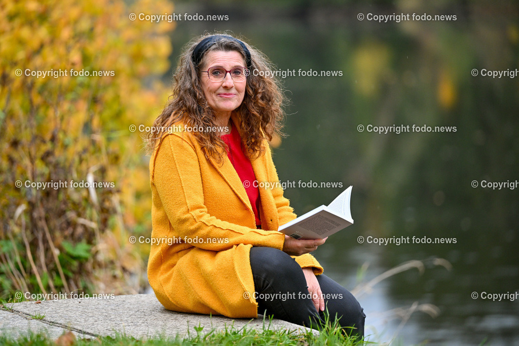 Carmen Edlmair-Friedl_ Autorin_ 02.11.2023-2 | 02.11.2023, Neufelden, AUT, Carmen Edlmair-Friedl, im Bild Carmen Edlmair-Friedl (Autorin, Erfahrung mit Nahtod)