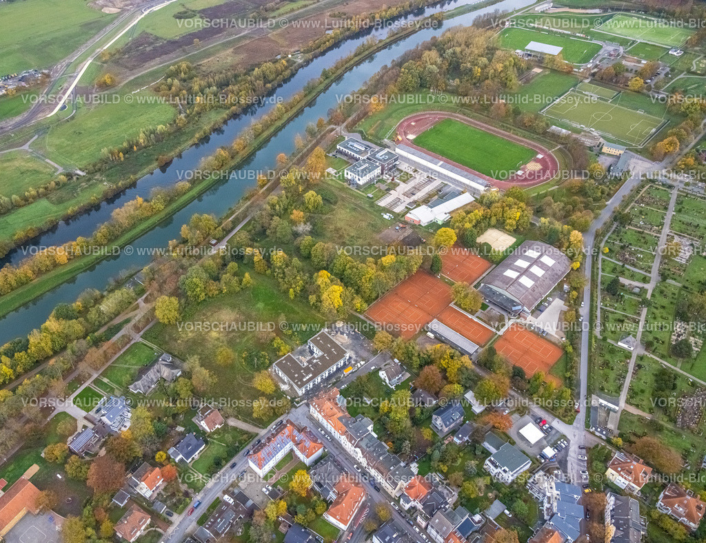 Hamm221011863 | Luftbild, Ambulante Reha Bad Hamm, Jahnstadion, Baustelle und Neubau Wohnraum an der Brandströmstraße, Herbstfarben, Heessen, Hamm, Ruhrgebiet, Nordrhein-Westfalen, Deutschland