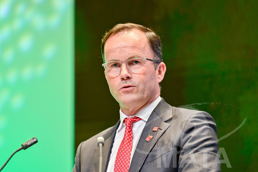 _DWA8026 | MATA IndoCon - Realisiert mit Pictrs.com