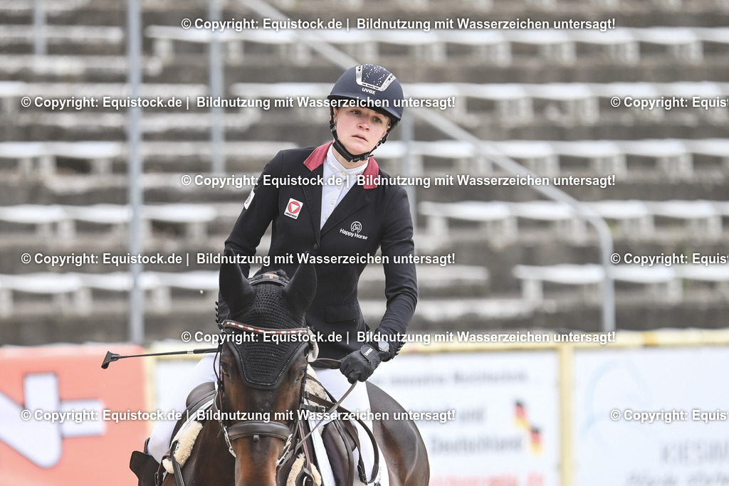 20230514_CCI4_Springen_0281 | equistock