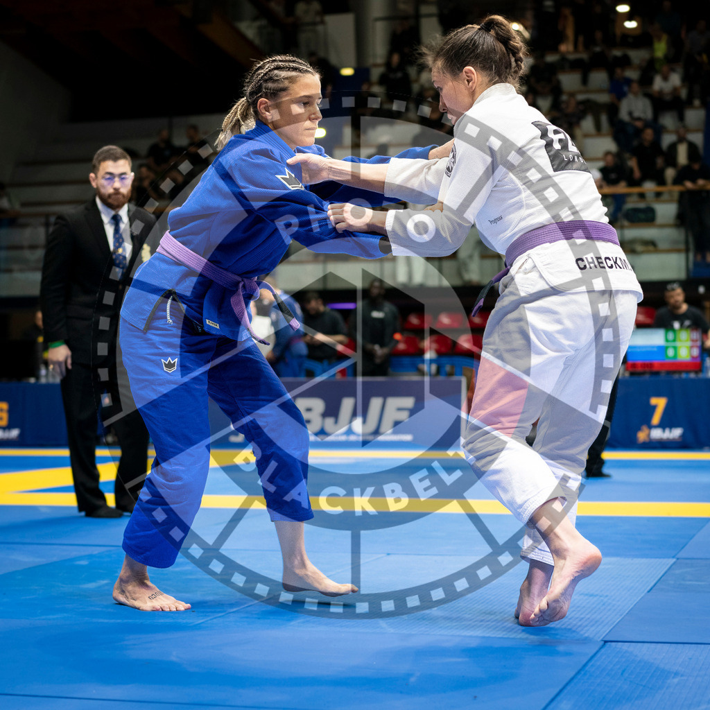 20240125PBB02752 | Fighters compete during the sixth day of the Brazilian Jiu-jitsu European Championship of the IBJJF in Paris, France, on January 25, 2024.