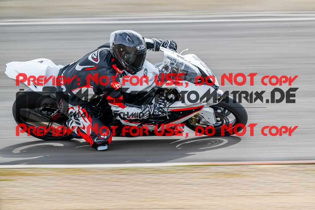 MaZZes_FotoMatrix_230719_1523-2 | WEISS