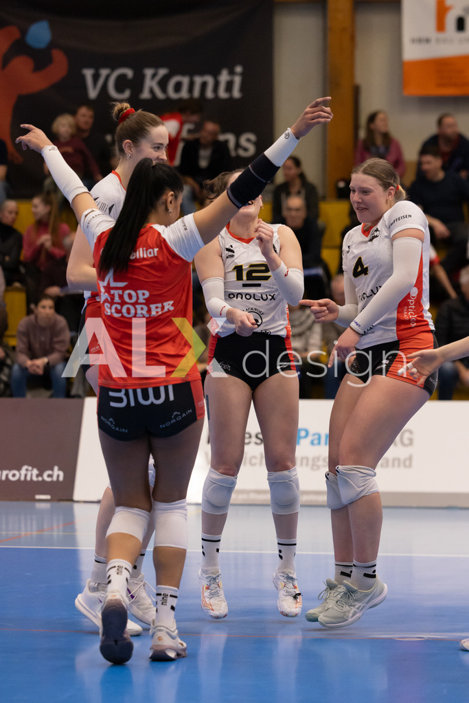 Volleyball I Frauen I Saison 2025-2026 I Volleyball NLA | Women I 1/4 Finals I VC Kanti Schaffhausen - BIWI Volleyball Franches-Montagnes I 21.02.2026 | 4 Emma Faivet (CH) (BIWI VFM) – Außenangriff - Realisiert mit Pictrs.com