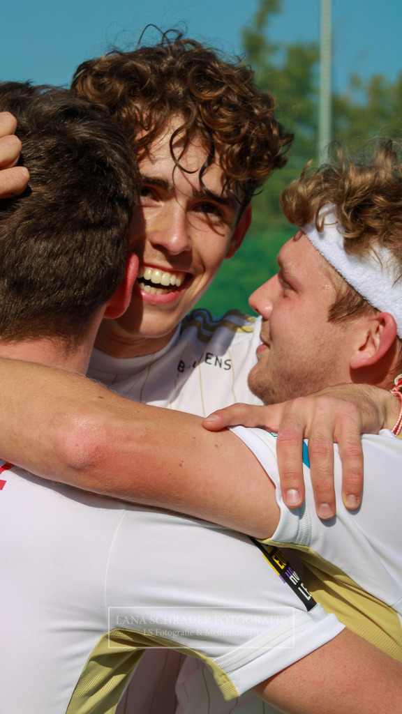 DM23 Finale Herren Mannheimer HC -  Rot-Weiß Köln 04.06.23-114 | lanaschraderfotografie - Realisiert mit Pictrs.com