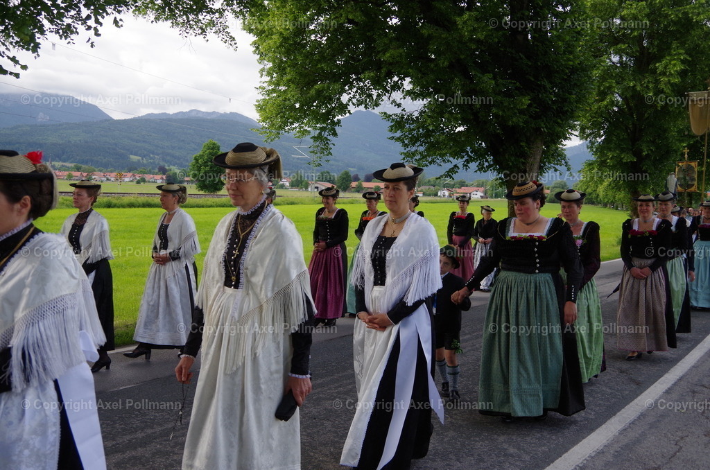 IMGP6209 | fotografiert von Axel PollmannLeonhardi Wallfahrt Benediktbeuern und Murnau, Fronleichnam, Fasching, Landschaft im Loisachtal und Benediktbeuern  - Realisiert mit Pictrs.com