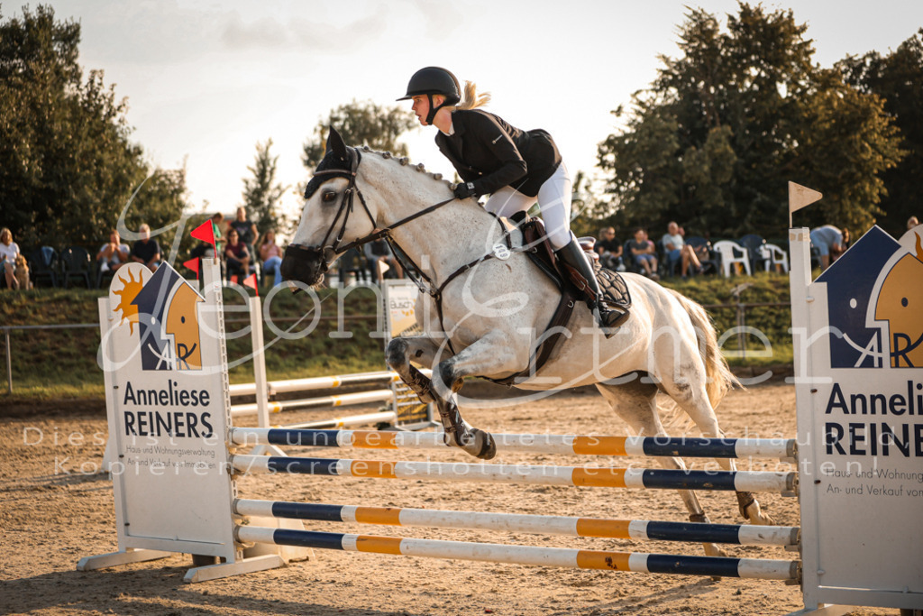 08.FrSpE00231 | Leoni Ertmer Photography - Realisiert mit Pictrs.com