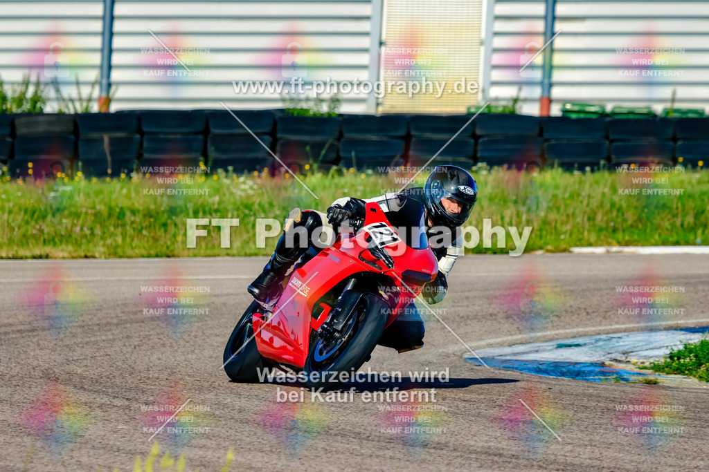 _TOU1305 | Hier findet Ihr Bilder von Touristenfahrten auf der Nürburgring Nordschleife oder von anderen Veranstaltungen die ich besucht habe. Viel Spass beim Durch Schauen 