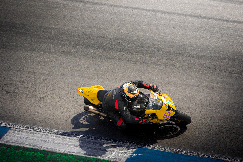 Ducati Trackday Hockenheimring 2026 | Entdecken Sie die faszinierende Welt von Alexander Tschuncky Arts: Kreative Fotografie, atemberaubende Automobilkunst und hochwertiger Bilderdruck. Lassen Sie sich inspirieren! - Realisiert mit Pictrs.com