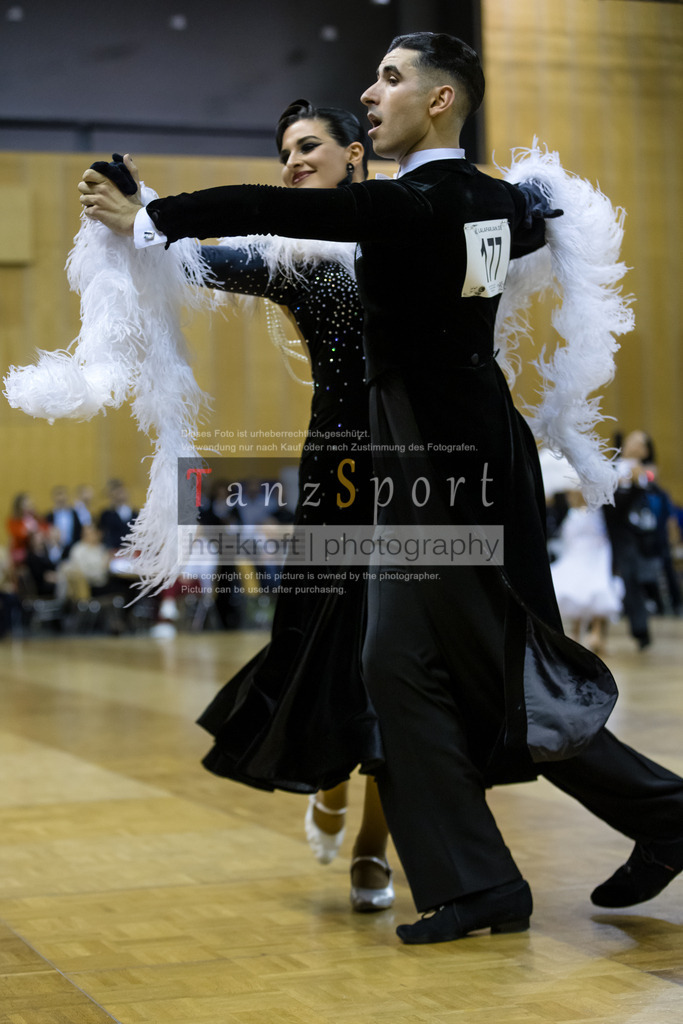 20241102_DC_HGR_Std_09192 | Tanzsportbilder, Standardtanz, Lateintanz, WDSF, DTV, LTVB, dancecomp, goc, hessen tanzt, blaues band der spree, walzer, tango, wiener walzer, slowfox, quickstepp, samba, rumba, cha-cha-cha, paso doble. jive, hd-kroft photography, turniertanzsport