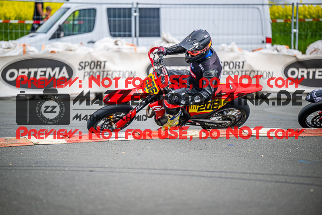 MaZZes_FotoMatrix_230507_9245 | S1