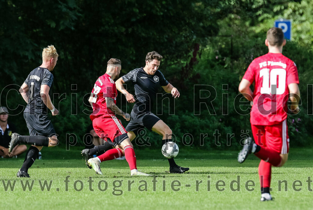 2023-09-17_052_DJK_Ottenhofen_gegen_FC_Finsing_II | Ottenhofen, Deutschland, 17.09.2023:
Fußball, Kreisklasse 2023 / 2024, 7. Spieltag, DJK Ottenhofen gegen FC Finsing II, Endergebnis: 3:0

Benedikt Schiwietz (FC Finsing, #28), Matthias Dietrich (DJK Ottenhofen, #5)

Foto: Christian Riedel / fotografie-riedel.net