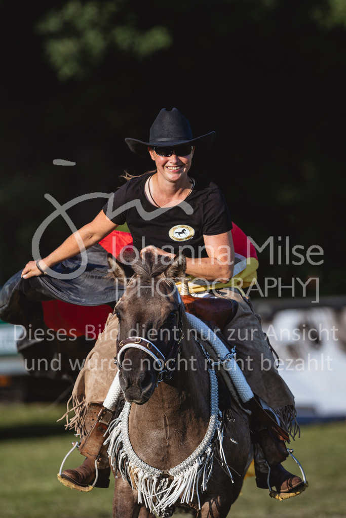 240720_LC_Showabend-708 | Deine schönsten Turniermomente als professionelle Fotos! Entdecke hochwertige Pferdesport-Fotografie im Online-Shop. Jetzt Fotos finden & bestellen!