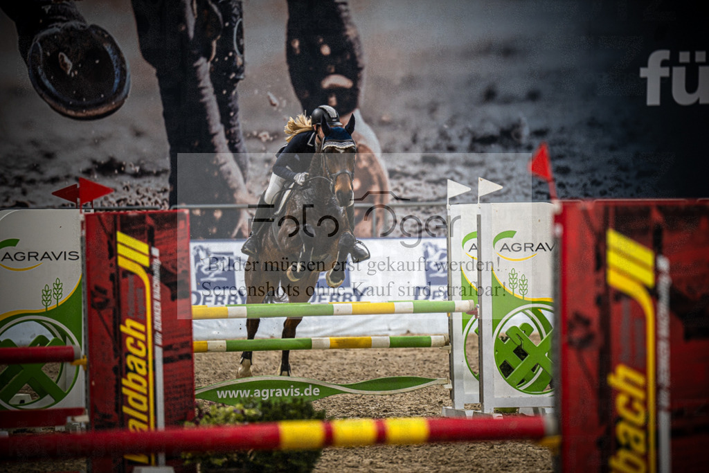 DOS_1547 | Entdecke hochwertige Reitturnierfotos von Foto Oger. Professionell, emotional und authentisch – jetzt Lieblingsmomente im Shop bestellen.Deutschlandweite Turnierfotografie. - Realisiert mit Pictrs.com