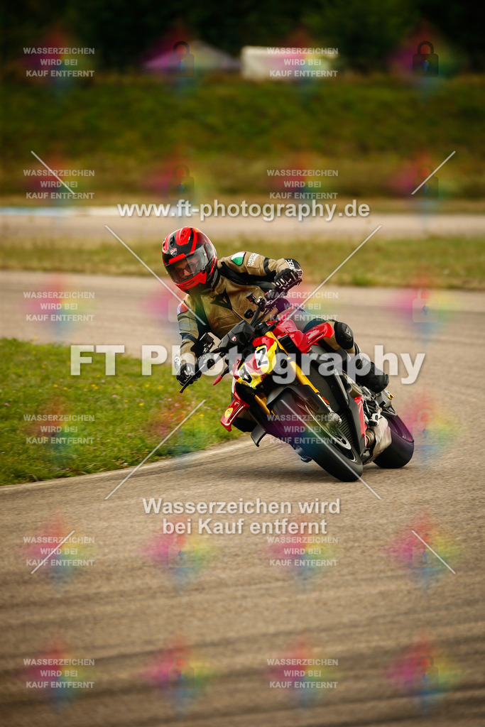 _MOT8006 | Hier findet Ihr Bilder von Touristenfahrten auf der Nürburgring Nordschleife oder von anderen Veranstaltungen die ich besucht habe. Viel Spass beim Durch Schauen 