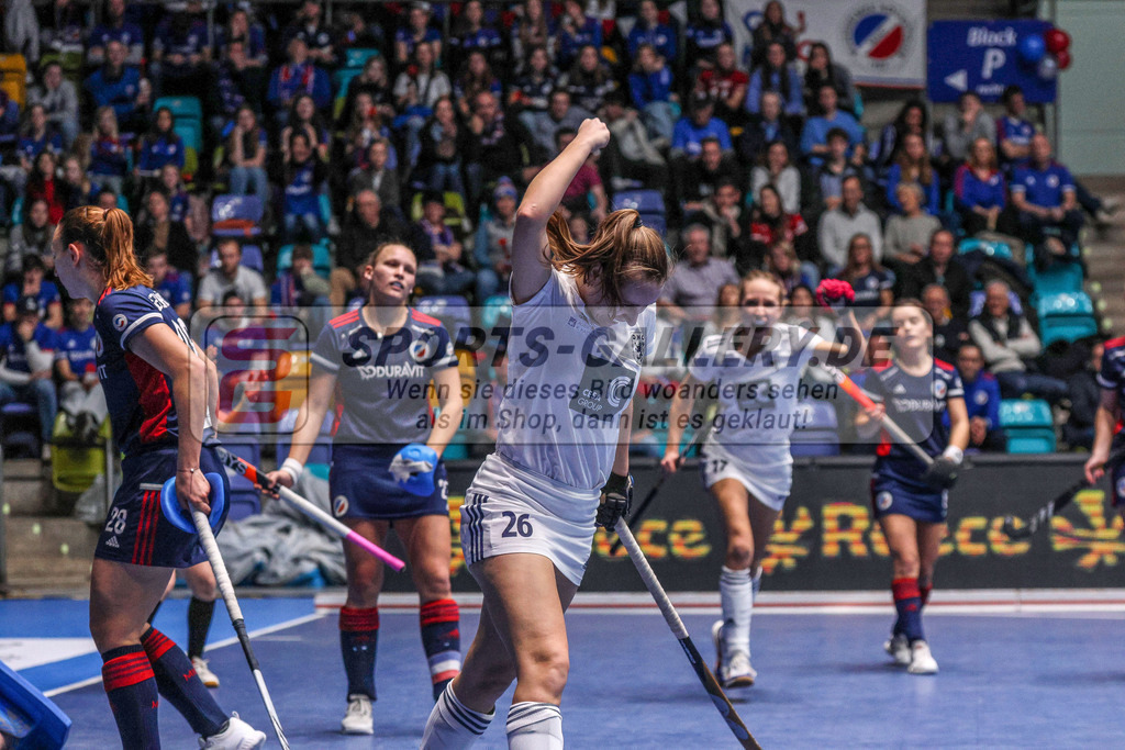 MJ_20230204-DHC-MHC-W-44 | Elisa Gräve (Düsseldorfer HC #26), Düsseldorfer HC - Mannheimer HC am 4.2.2023 in der Ballsporthalle, Frankfurt am Main