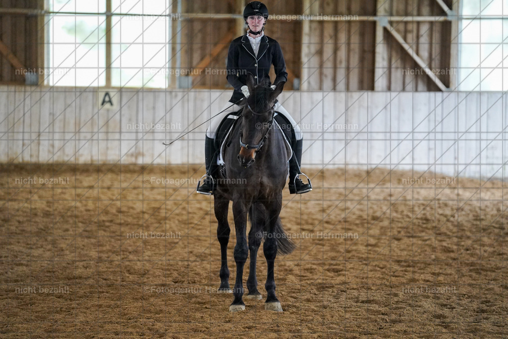 20230518-FAH04687 | Frühjahrsturnier, Landsberg am Lech, 2023, Reitclub Landsberg, Turnierbilder, Fotos Turnier Landsberg, Fotoagentur Herrmann, Turnierfotografen Bayern, Reitsport Fotograf, Pferde Fotograf