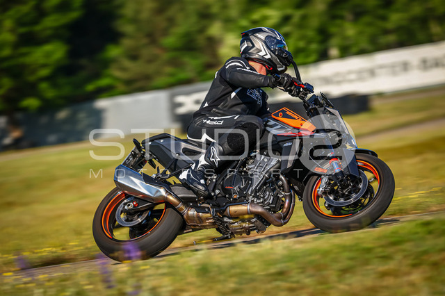 0108-260508DCB-008_108 | Deine Full-Service-Agentur für ✔️Videoproduktionen und ✔️Motorsportfotografie Jetzt Angebot anfragen!
