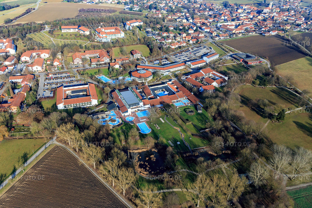 Luftbild: Rottal Terme | Therme Sauna Spa im Ortsteil Aunham in Bad Birnbach im Bundesland Bayern in Deutschland. Foto: IMG_095956.jpg vom 29.12.2016 durch Werner Riehm/FLY-FOTO.deRottal Terme Bad Birnbach | Therme & Sauna