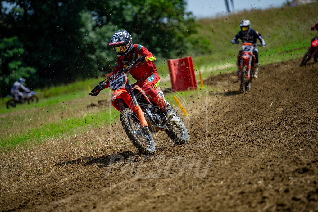 2Ex (98) | Paeschuphoto Shop - Wer nicht sucht der auch nicht findet.Ob Motocrossbilder oder von einem besuchtem Spiel, Hauptsache Action. - Realisiert mit Pictrs.com