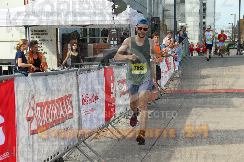 250920_1504_EX1_8364 | Sportfotografie im Rhein-Sieg Kreis, Köln, Bonn, NRW, Rheinland Pfalz, Hessen, etc. Unser Tätigkeitsfeld umfasst den Laufsport vom Volkslauf über den Marathon, Duathlon, Triathon bis zum Ultralauf wie Kölnpfad Ultra oder Schindertrail.