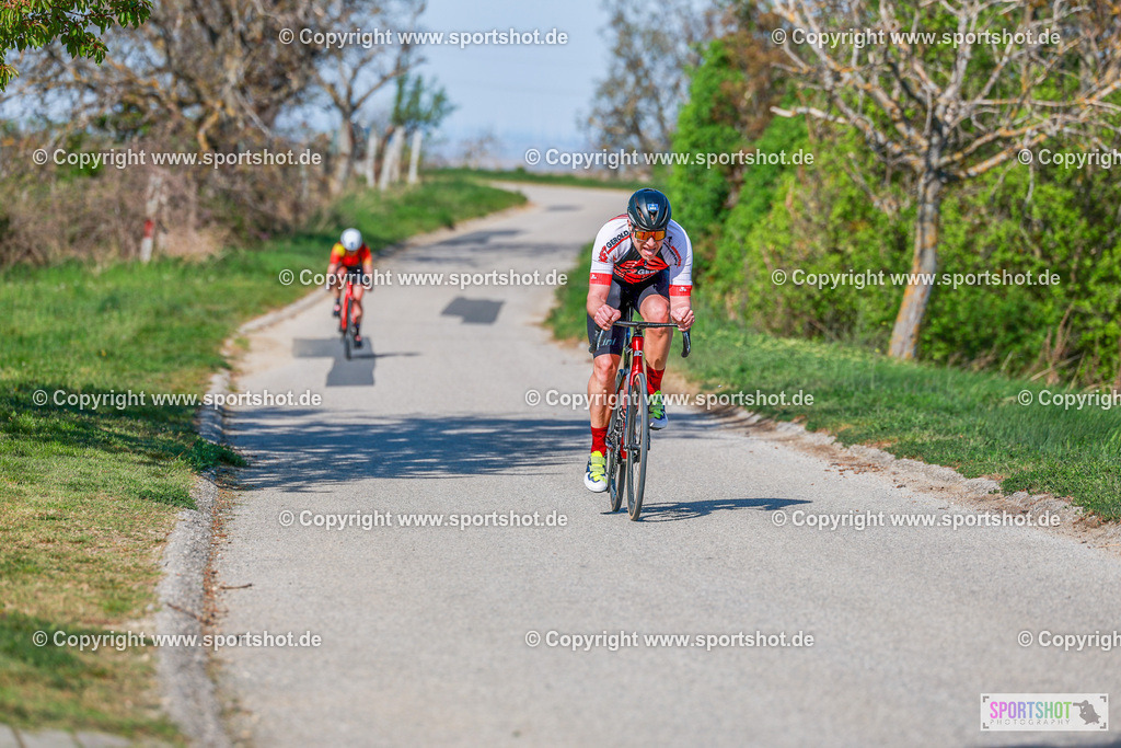 552_AR6_8136 | Neusiedlersee Radmarathon 2026@sportshot_your_pictrs #yourpictures#roadtowm2029 #nrm #neusiedlerseeradmarathon #neusiedlersee #neusiedlerseetourismus #burgenland #mörbisch #nrm26 #burgenlandtourismus #voglundco #poweredbyburgenlandtourismus #radsport #rad #marathon #ucigranfondo #visitburgenland #ucigranfondoworldseries